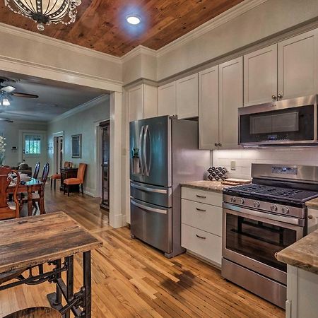 Spacious And Updated 1920S Hsnp Craftsmen Home Hot Springs Exterior photo